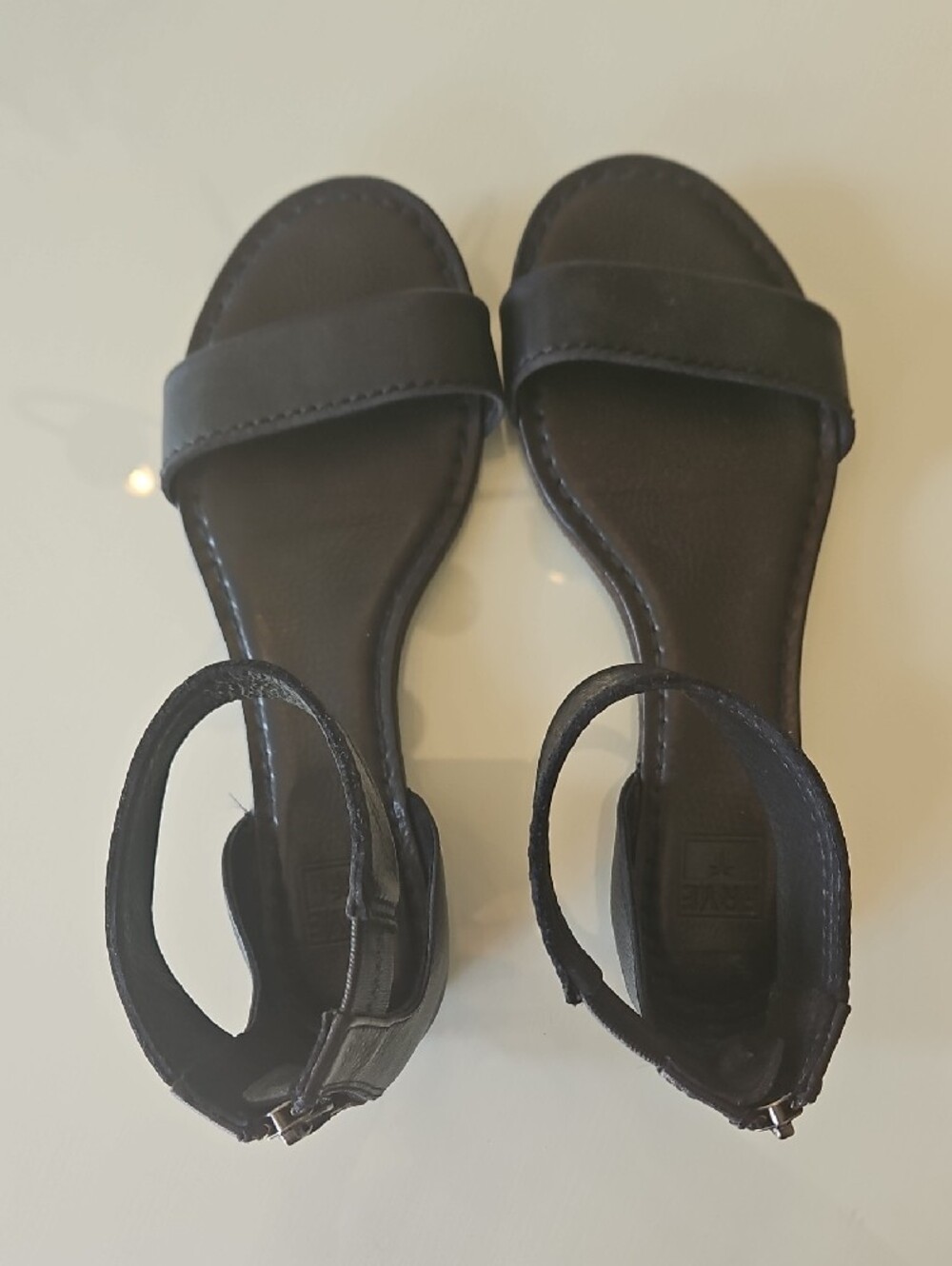 Frye Carson Ankle Zip 8.5 Black